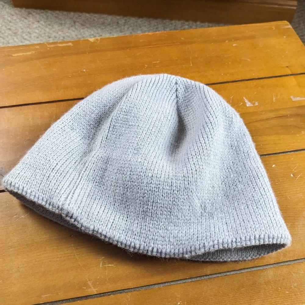 The North Face Unisex Beanie Light Gray size youth small